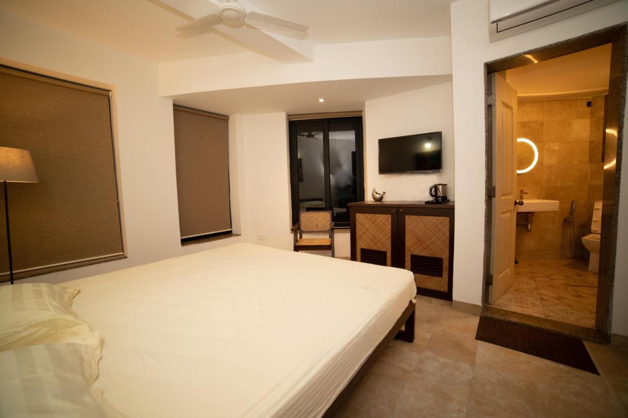 Half Hotel Калангут Экстерьер фото