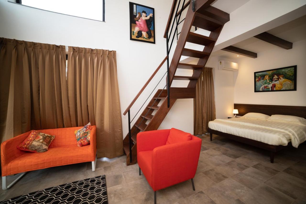 Half Hotel Калангут Экстерьер фото